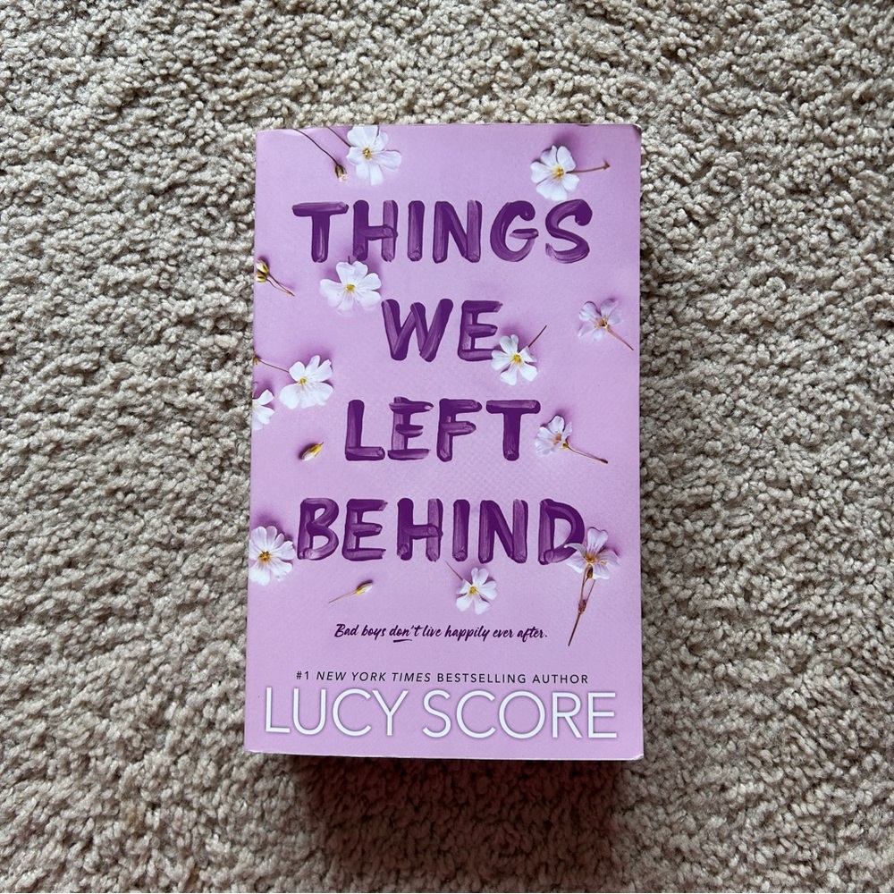 Things we left behind by Lucy score